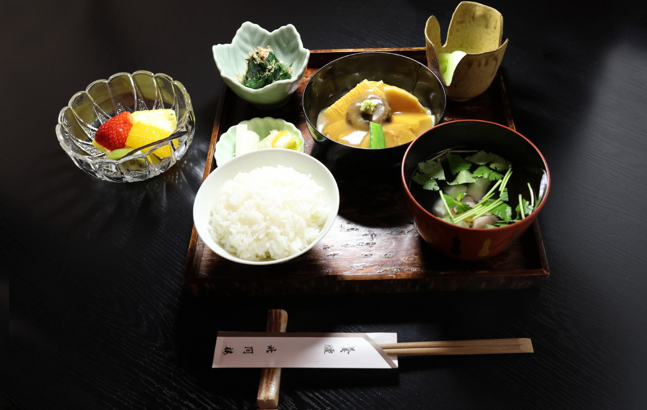季節の懐石 雅